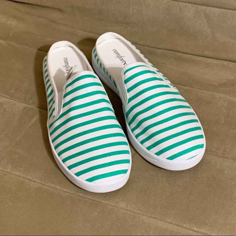 NEW Comfortview Camellia Sneaker Tropical Emerald